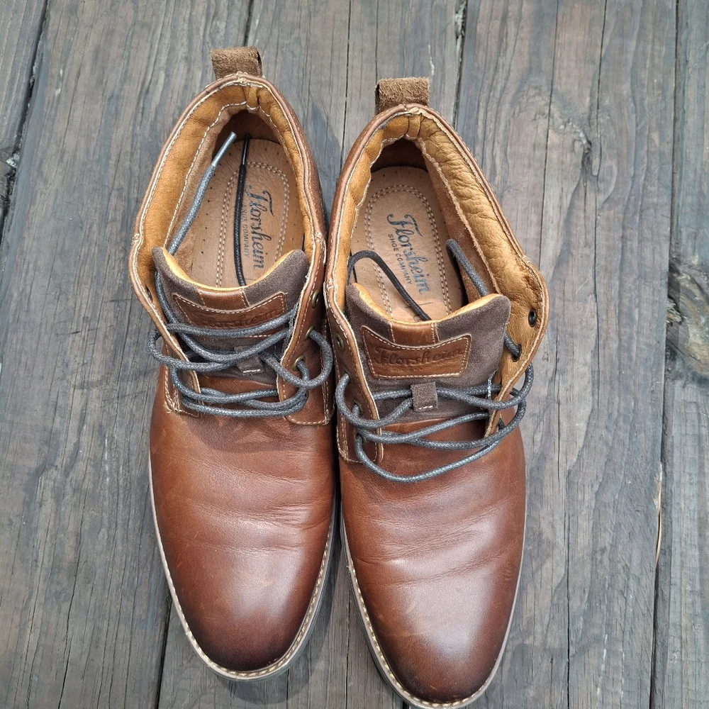 Florsheim Lodge Chukka Boots Size 10